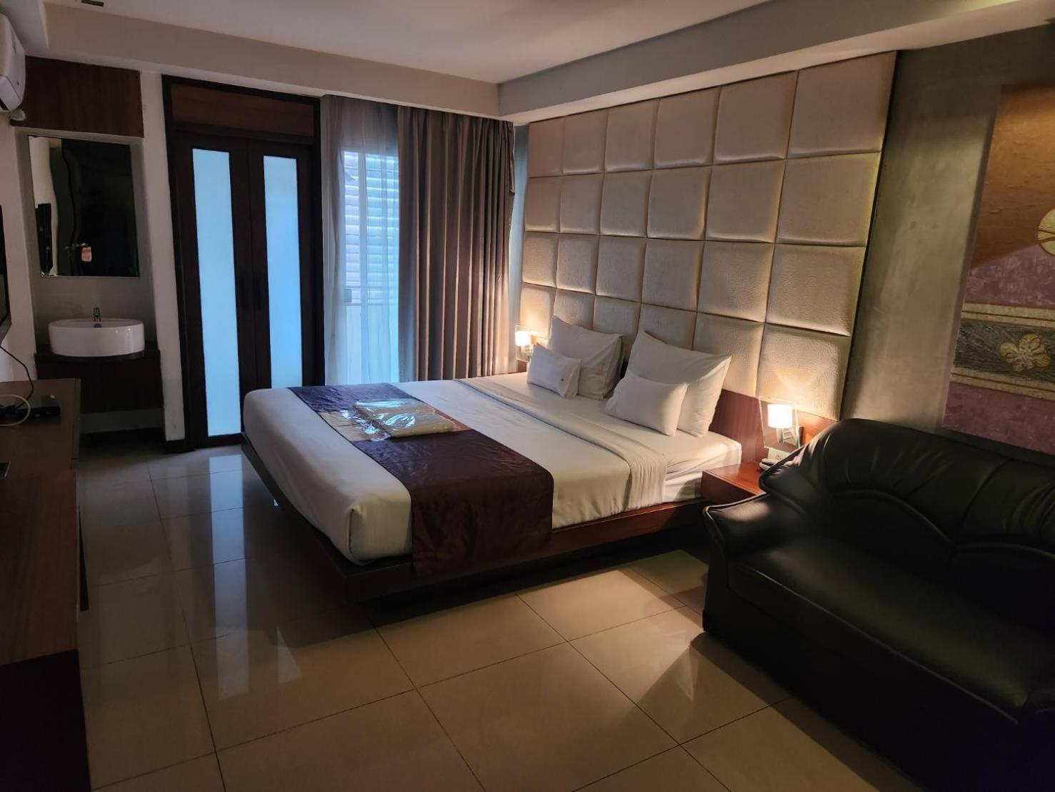 Collection O The Bangkok Cha Cha Suite Εξωτερικό φωτογραφία